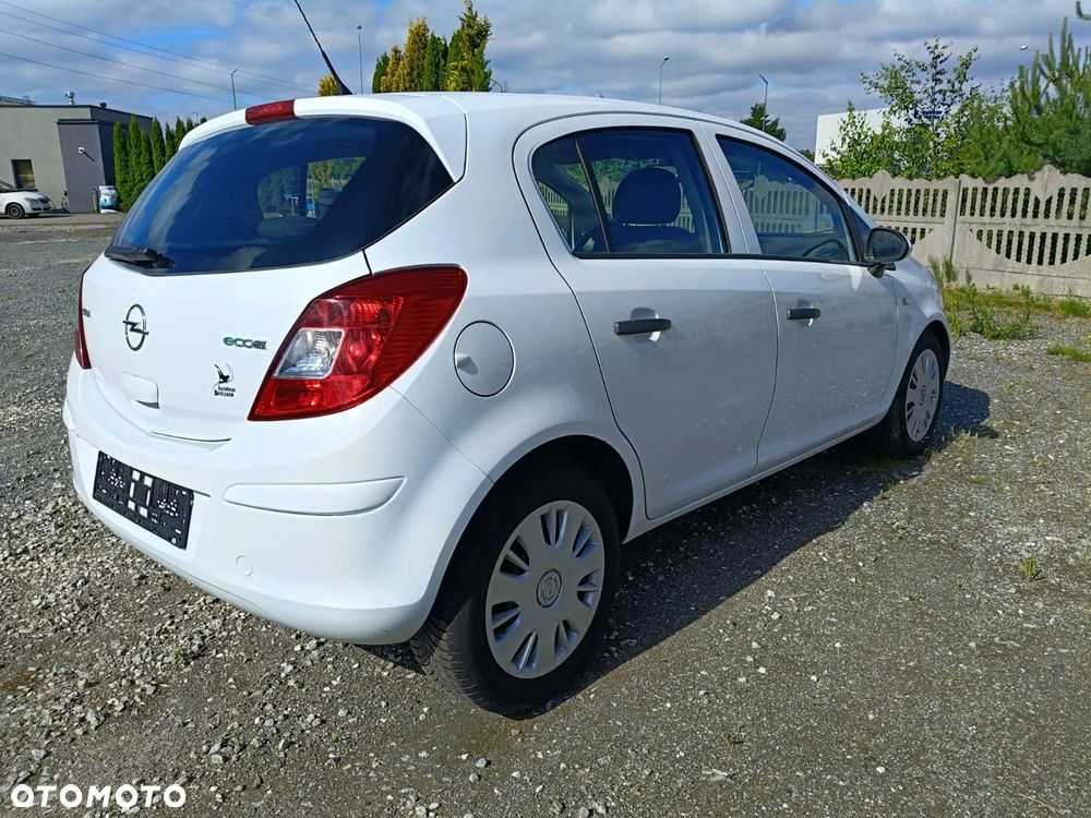 Opel Corsa - 4