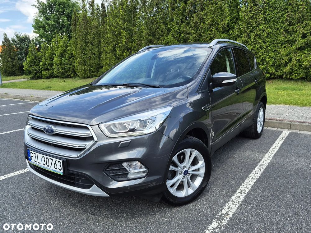 Ford Kuga 1.5 EcoBoost 2x4 Titanium - 1
