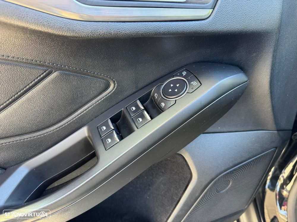 Ford Focus SW 1.5 TDCi EcoBlue Titanium - 16