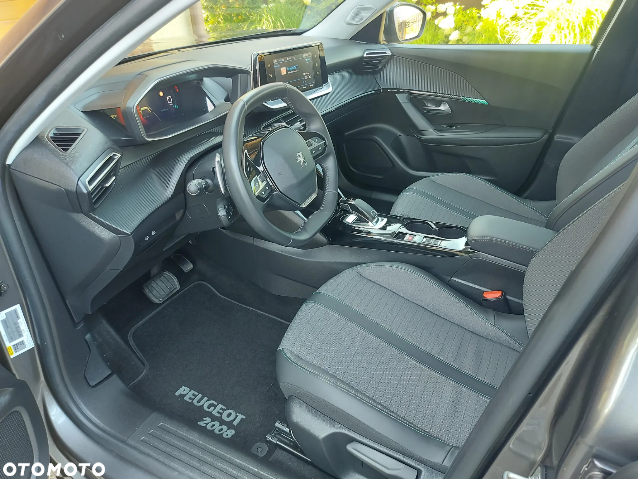 Peugeot 2008 1.2 PureTech Allure S&S EAT8 - 27