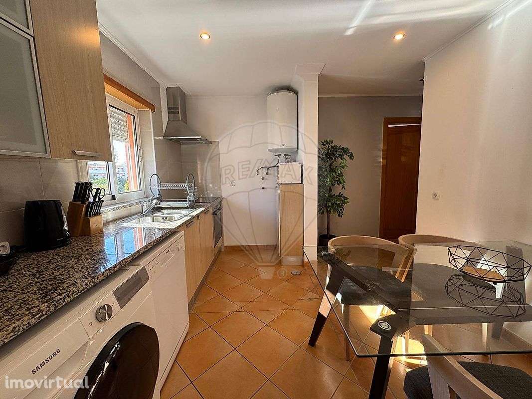 Apartamento T1 para arrendamento - Grande imagem: 3/12