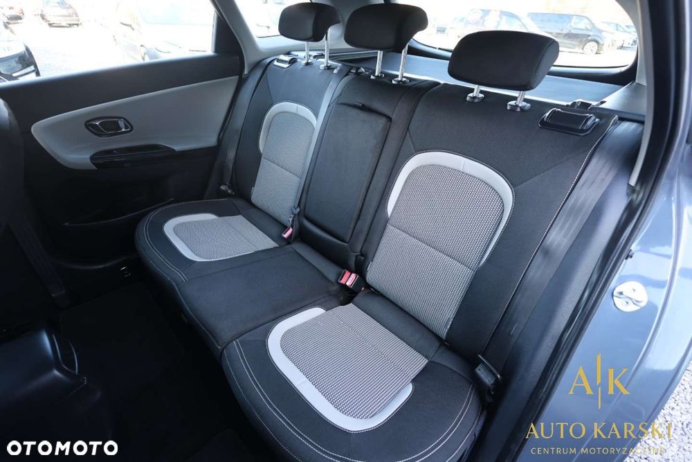 Kia Ceed - 34