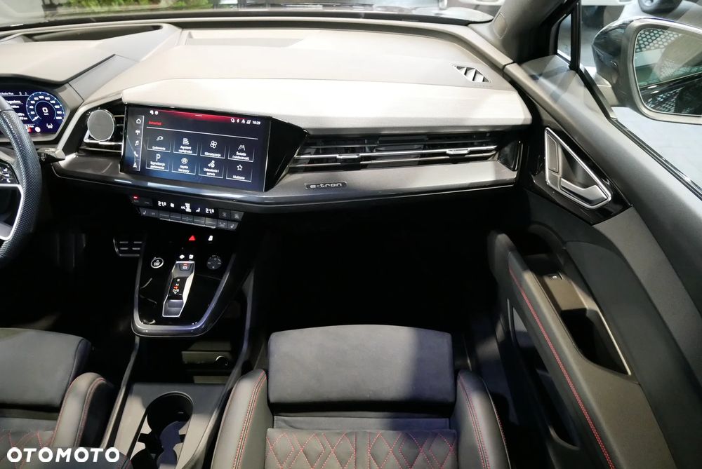Audi Q4 e-tron 45 - 17