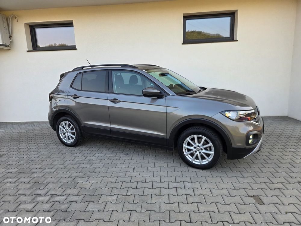 Volkswagen T-Cross - 17