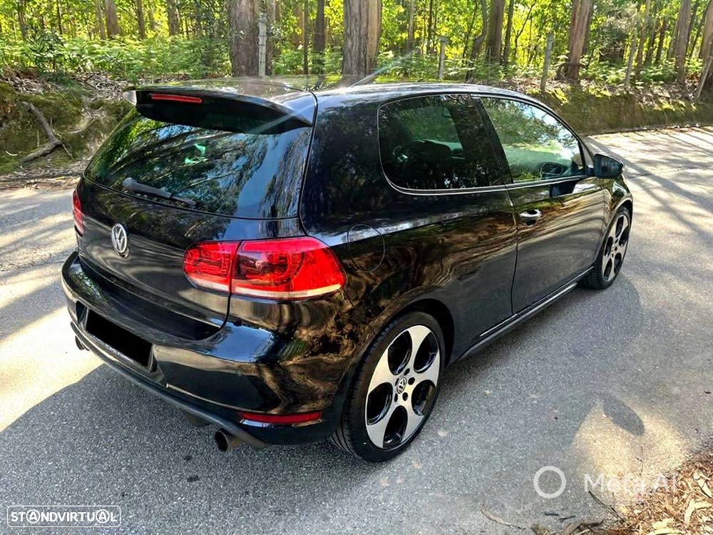 VW Golf 2.0 GTI DSG - 5