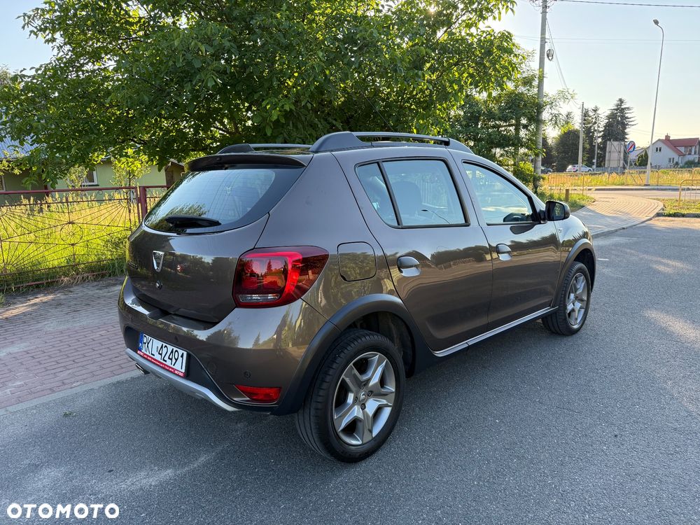 Dacia Sandero 0.9 TCe SL Celebration S&S - 25