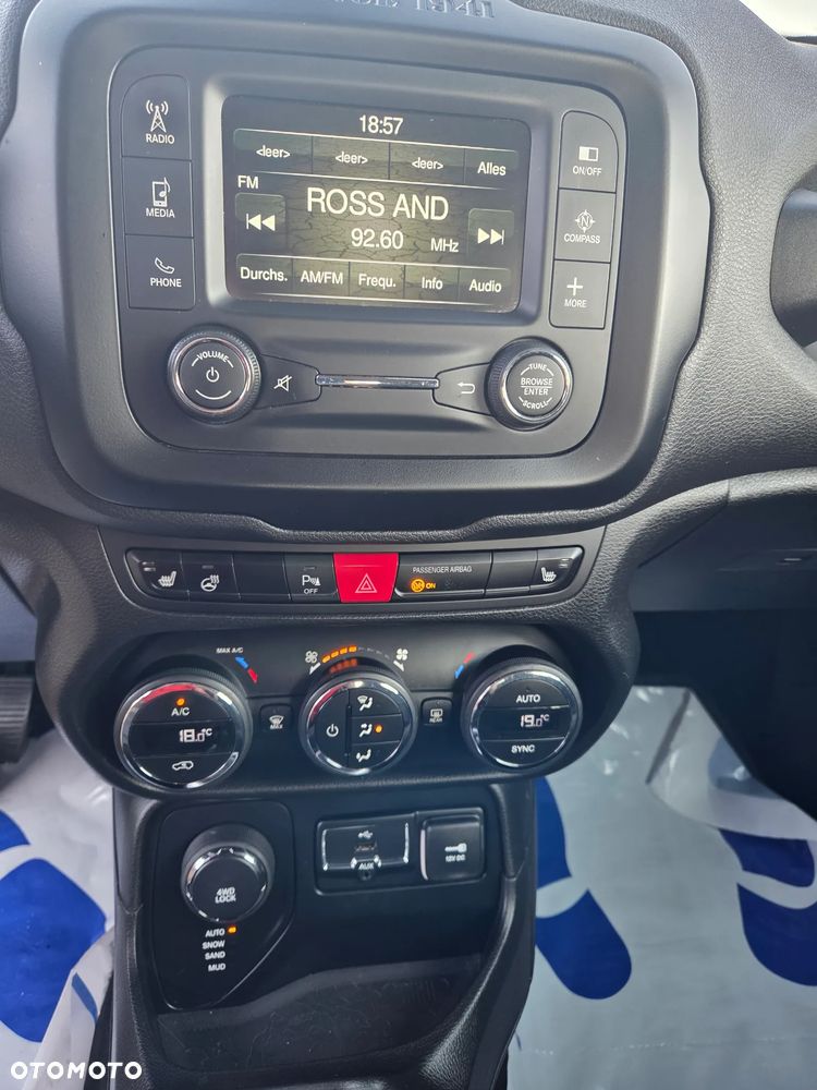 Jeep Renegade 2.0 MultiJet Longitude 4WD S&S - 11