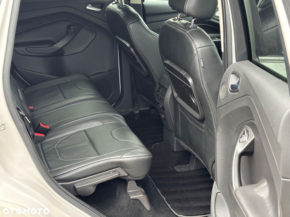 Ford Kuga 2.0 TDCi 4x4 Individual - 26