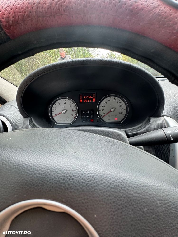 Dacia Logan 1.6 16V Laureate - 21