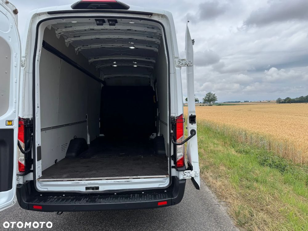 Ford Transit - 9