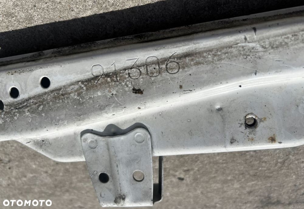 PAS PRZEDNI WZMOCNIENIE GÓRNE TOYOTA HILUX VIII 8 - 3