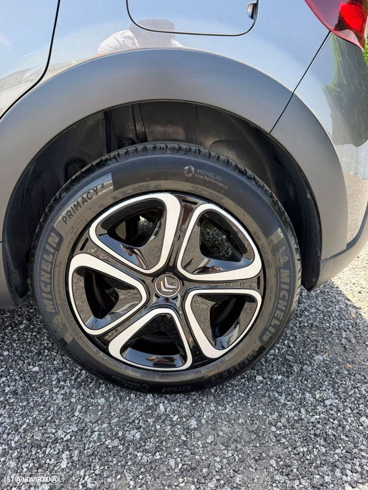 Citroën C3 1.2 PureTech Shine - 22