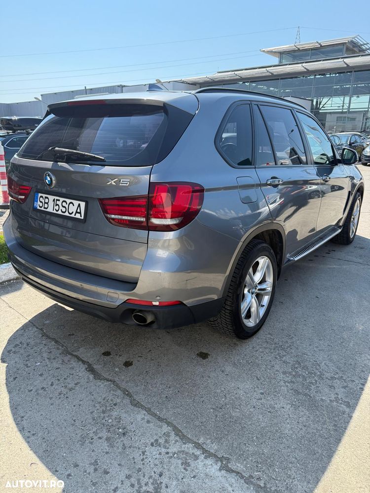 BMW X5 xDrive30d Sport-Aut. - 7