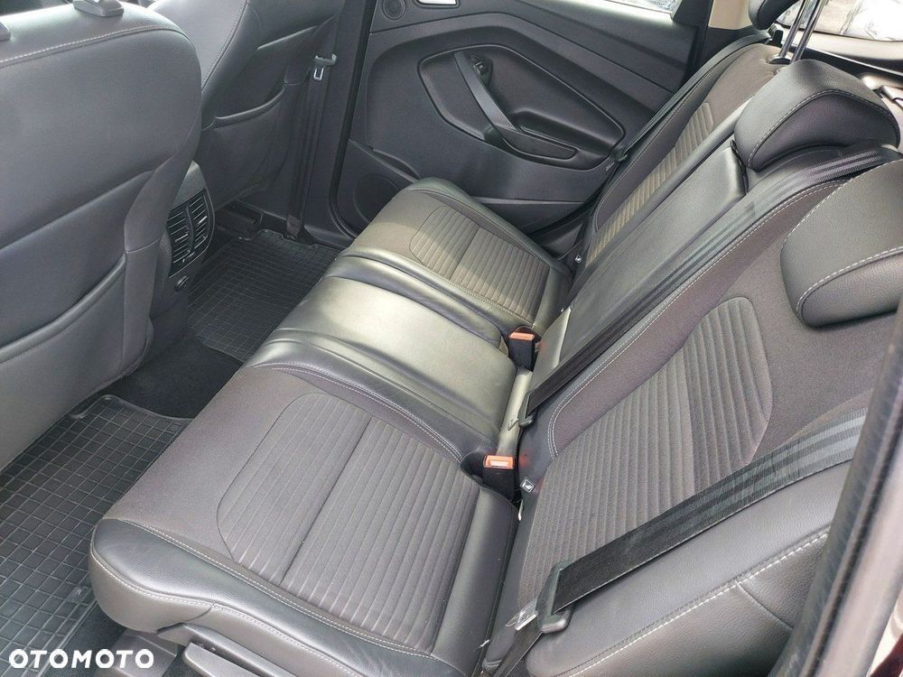 Ford Kuga - 16