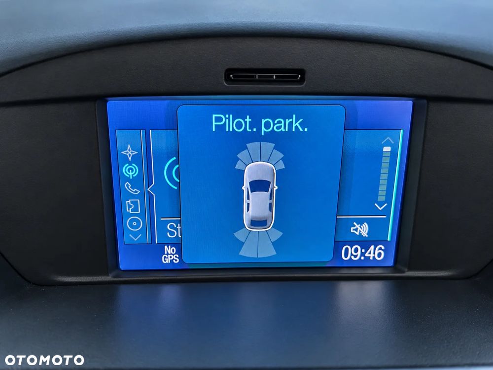 Ford C-MAX 2.0 TDCi Champions Edition - 12