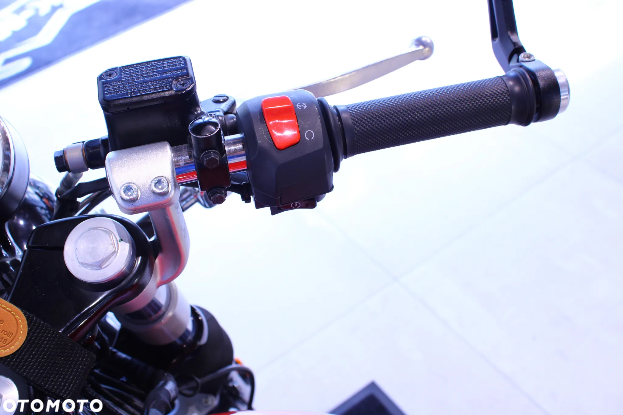 Royal Enfield Continental - 9