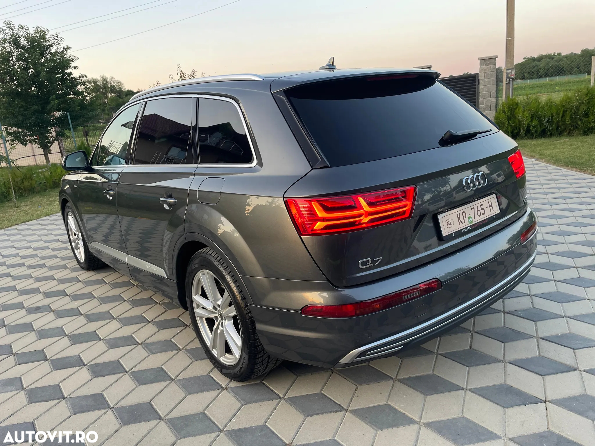 Audi Q7 - 24