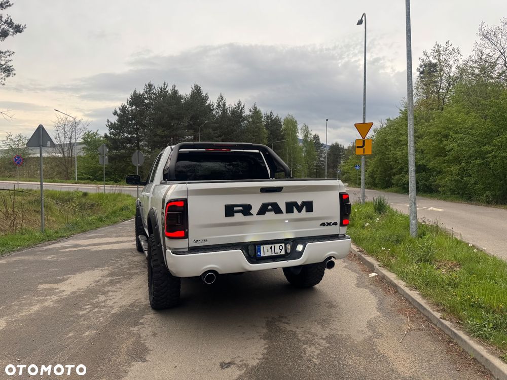 RAM 1500 Crew Cab MB Sport - 18