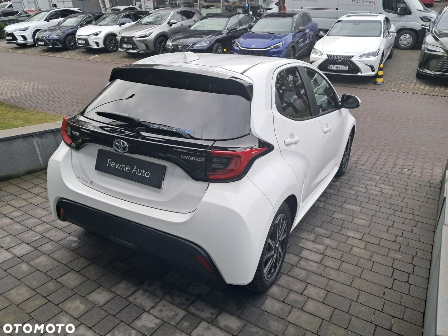 Toyota Yaris - 4