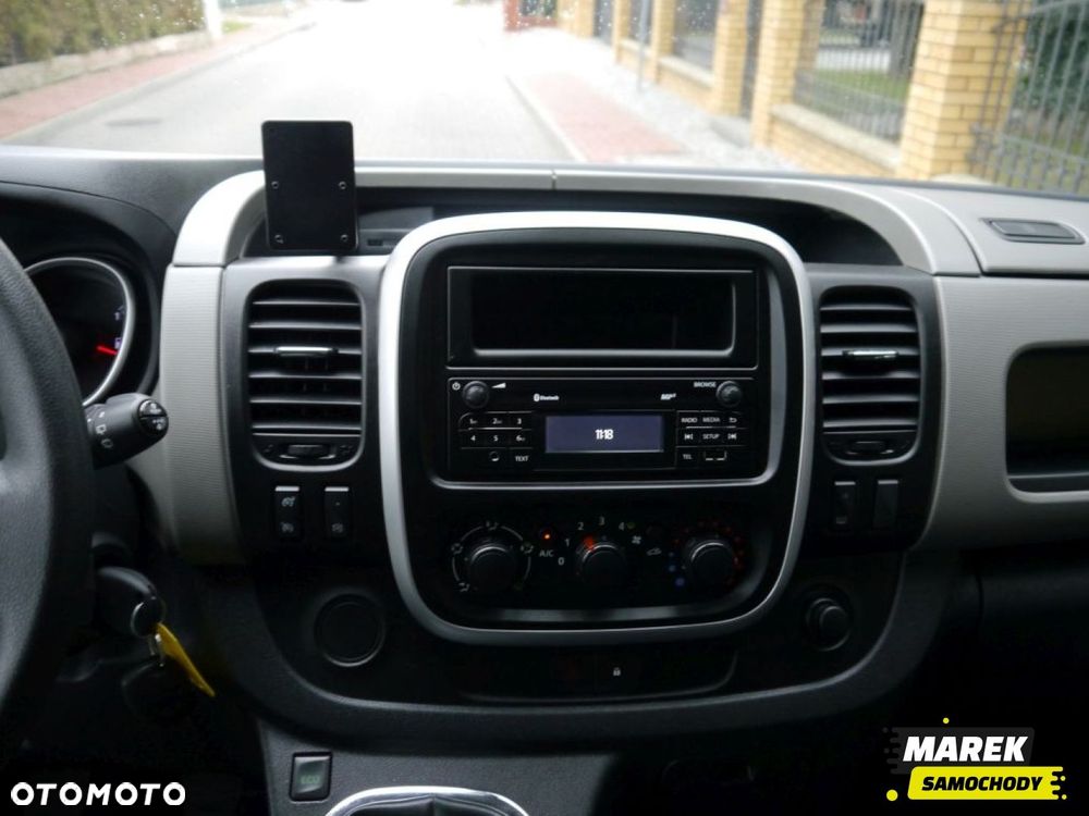 Renault Trafic - 15