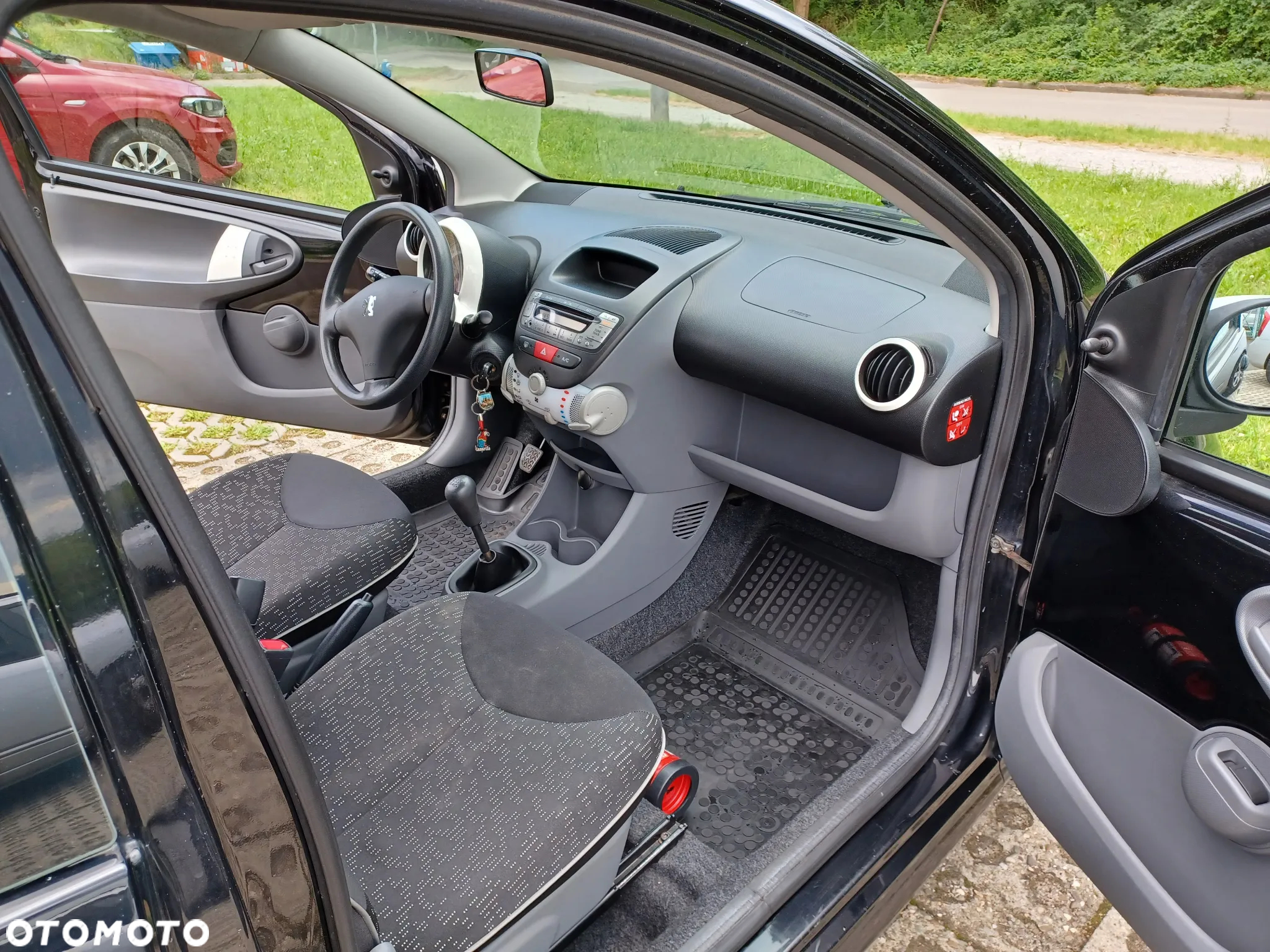 Peugeot 107 1.0 Urban Move Euro5 - 9