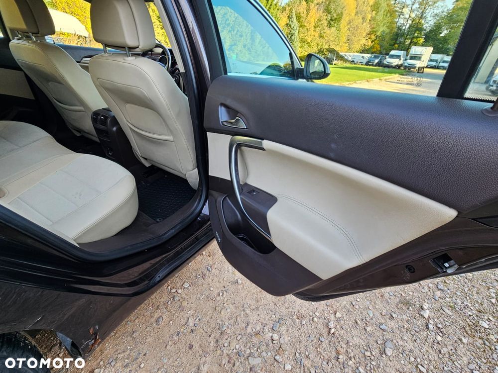 Opel Insignia - 22