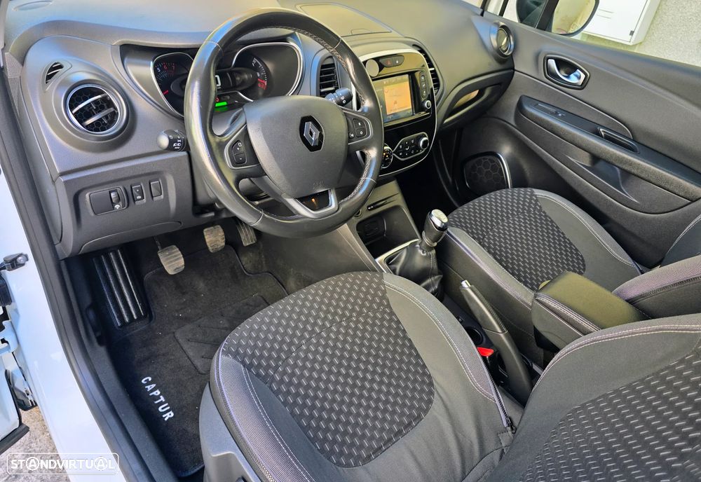 Renault Captur 1.2 TCe Exclusive - 32