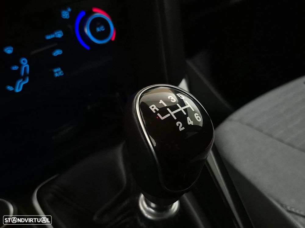 Ford Focus 1.5 TDCi Titanium - 14