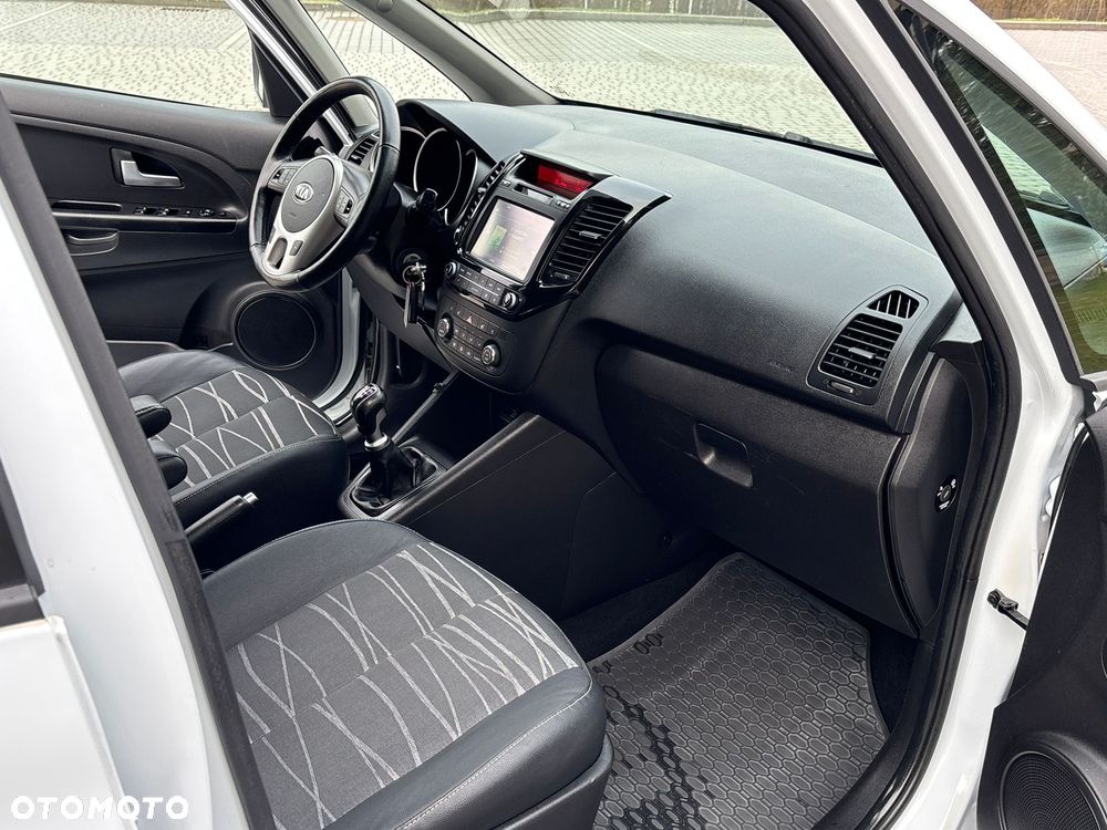 Kia Venga 1.4 CVVT Business Line - 8