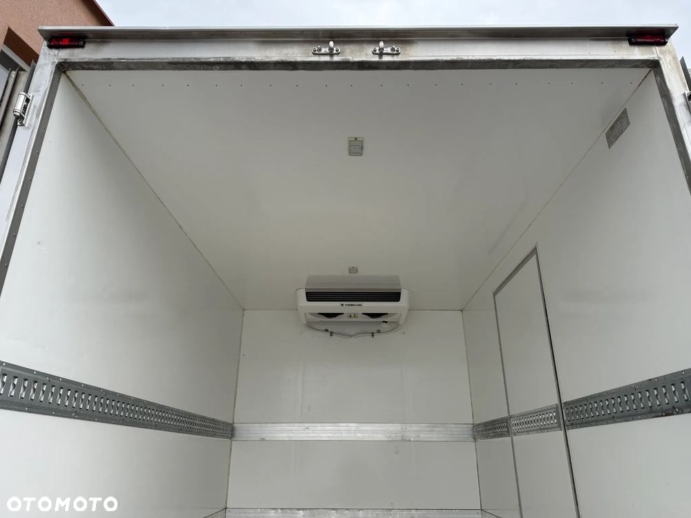 Mercedes-Benz Sprinter 3,0 Chłodnia Mroźnia Winda - 12