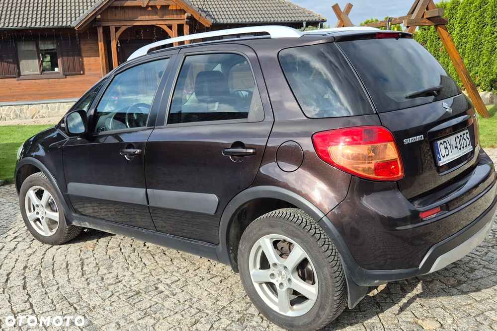 Suzuki SX4 - 10