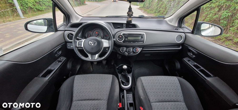 Toyota Yaris - 6