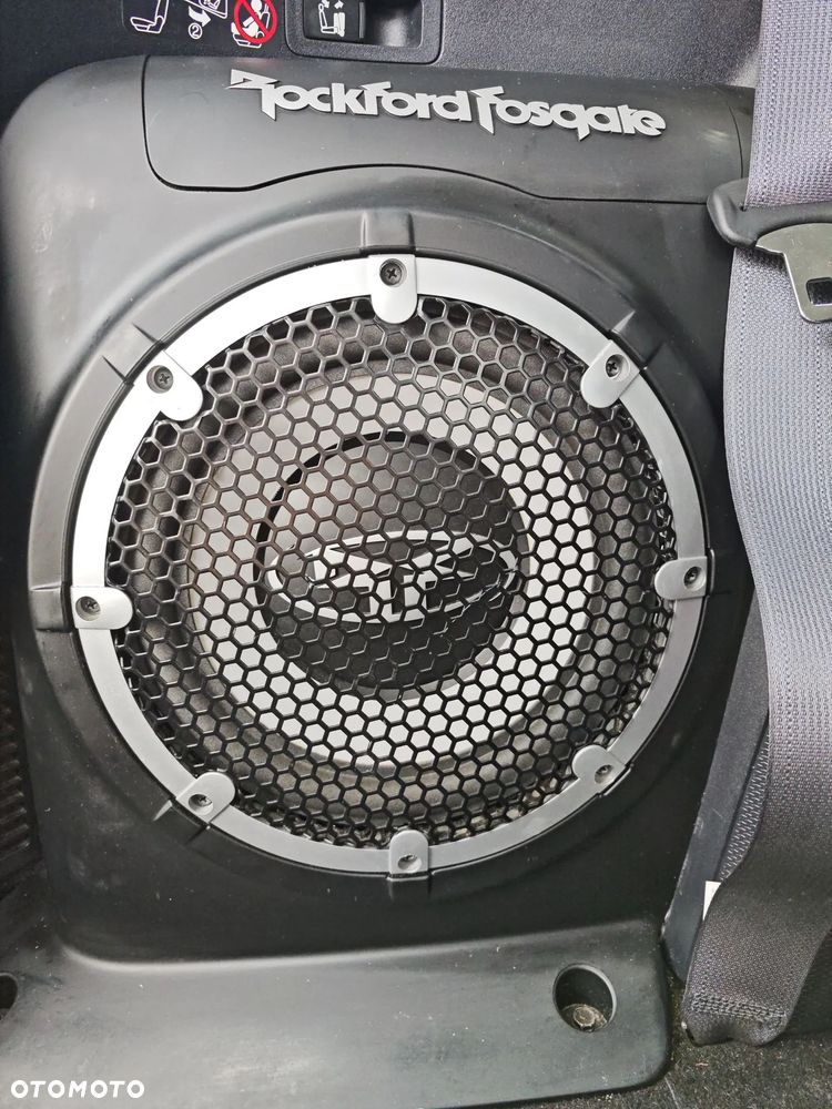 Mitsubishi Outlander 2.4 Intense + - 27