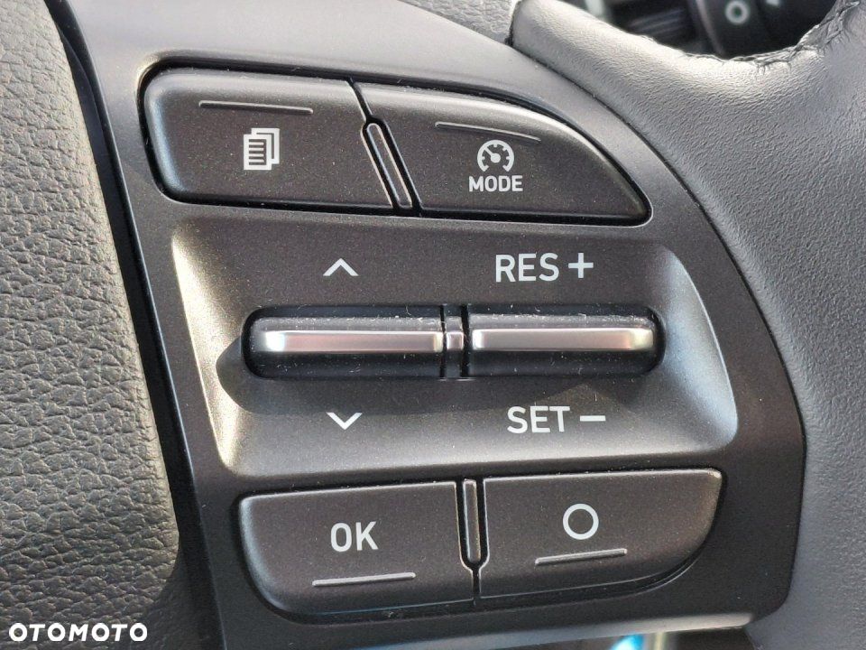 Hyundai i30 - 24