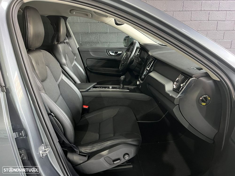 Volvo XC 60 2.0 D4 Momentum Plus - 12