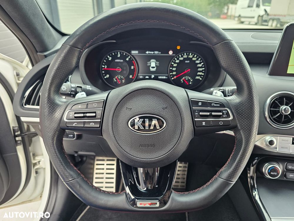 Kia Stinger 2.2 CRDI AWD GT Line - 12