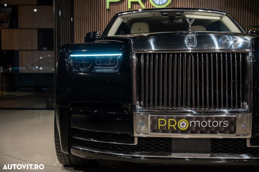 Rolls-Royce Phantom - 18