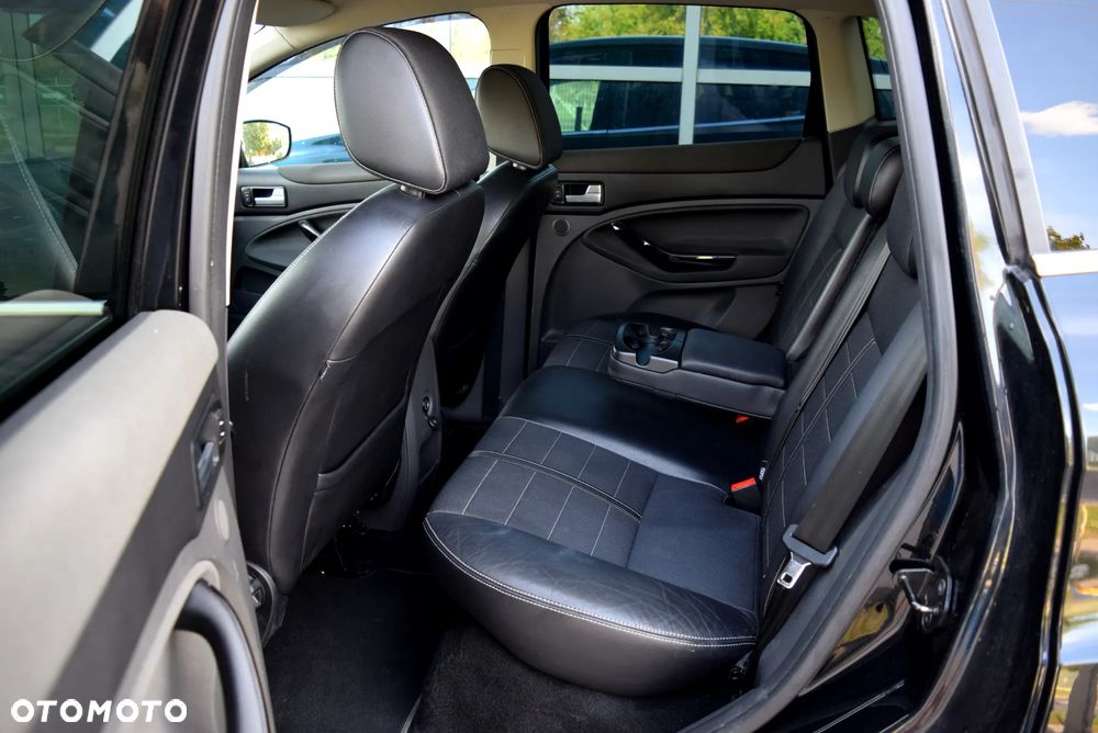 Ford Kuga - 8
