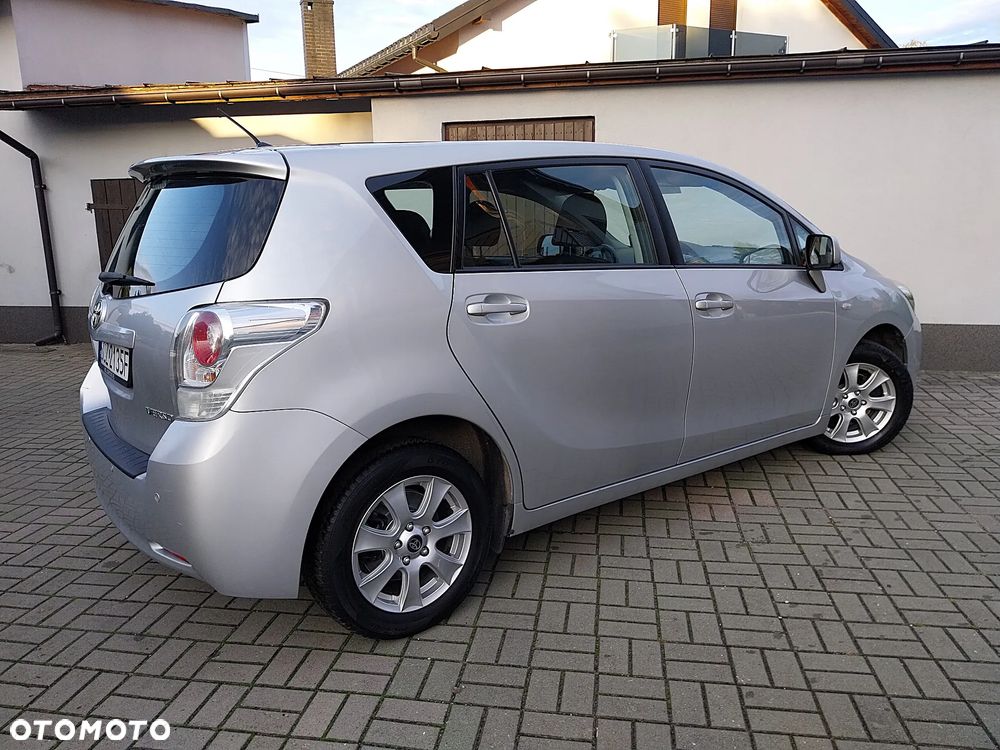Toyota Verso 1.8 7-Sitzer Edition S+ - 25