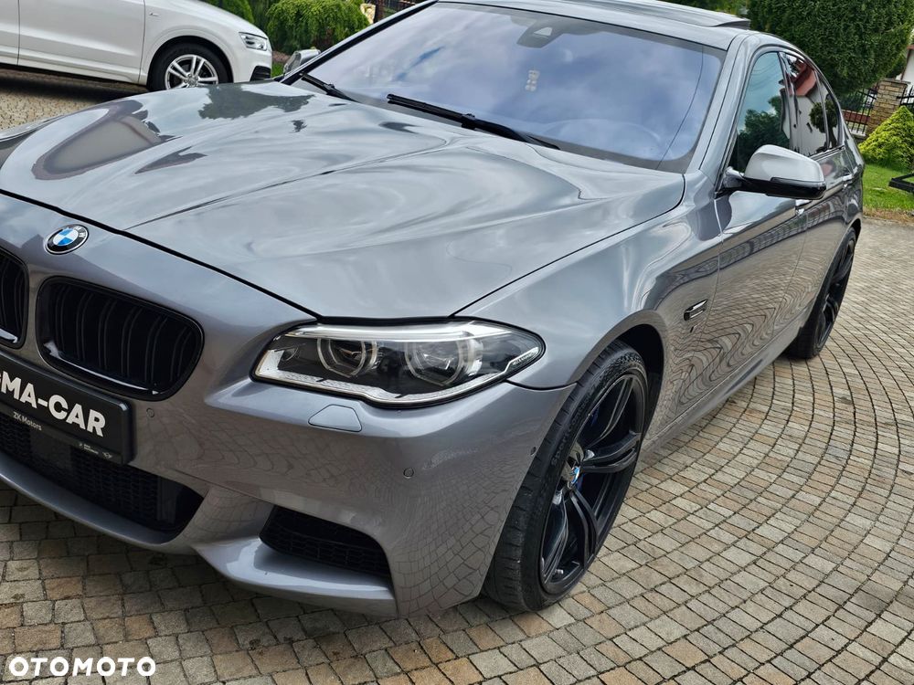 BMW Seria 5 M550d xDrive Sport-Aut - 32