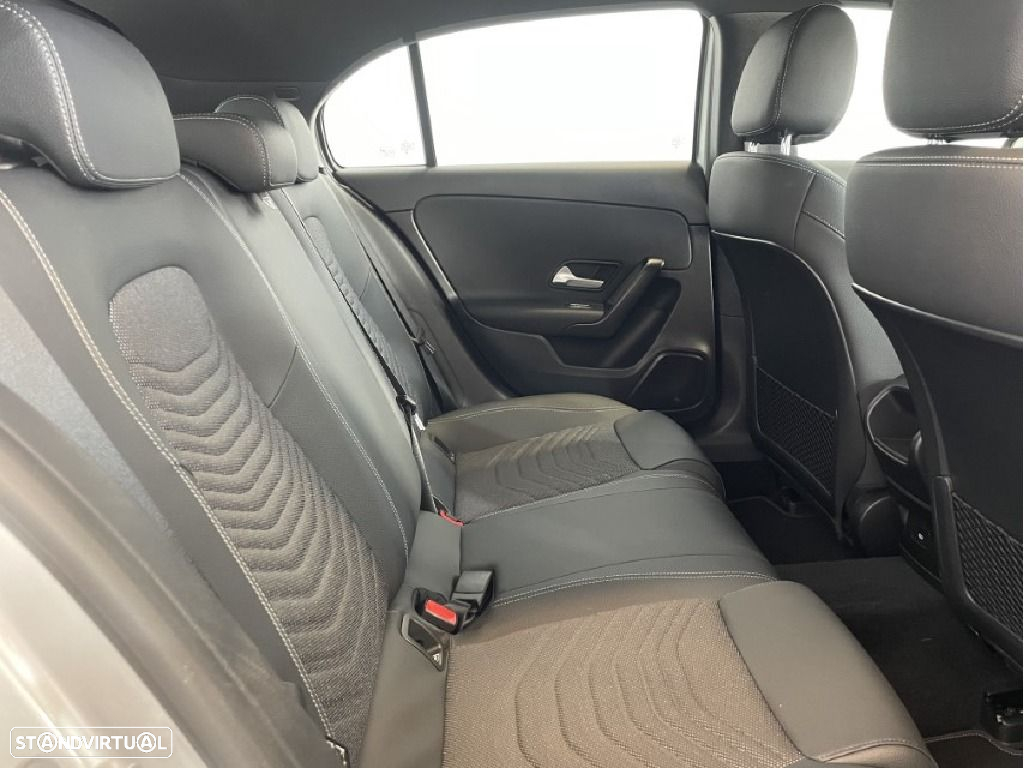 Mercedes-Benz A 250 e - 20