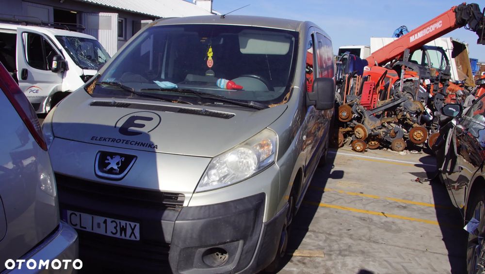 Auto na części - Peugeot Expert II 2.0 HDI 120 KM RHK 20MB12 KCY 2008R Silnik Skrzynia Drzwi Maska Zderzak Błotnik Lampa Lusterko Deska Kokpit Sterownik Moduł Czujnik Licznik Panel Kierownica - 7