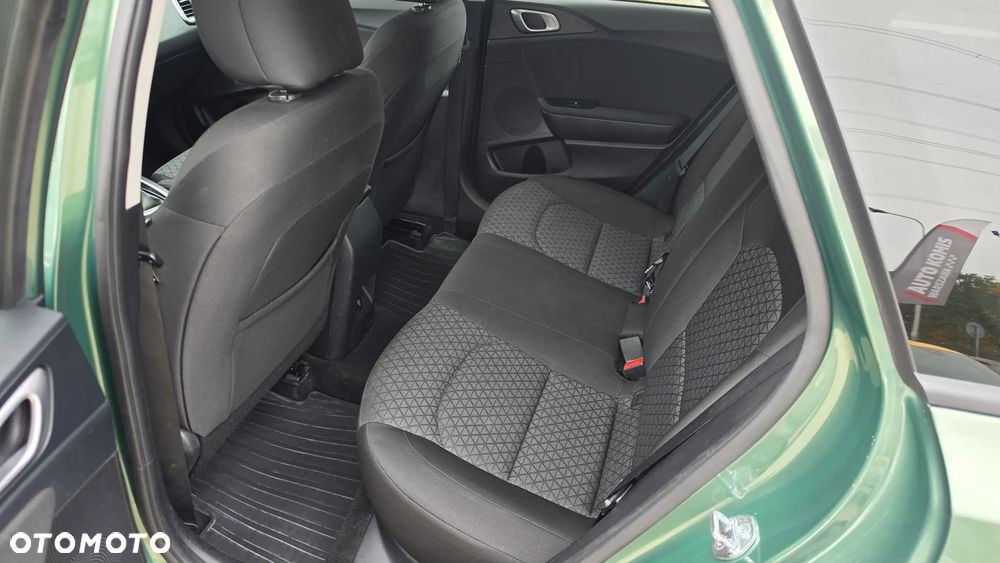 Kia Ceed 1.5 T-GDI M DCT - 29