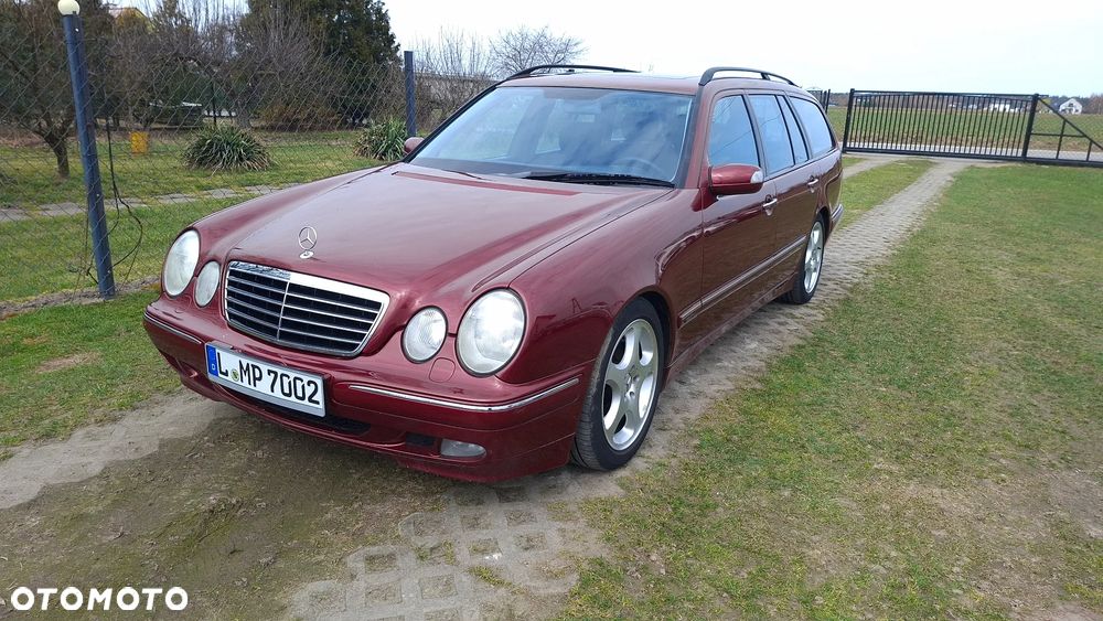 Mercedes-Benz Klasa E - 15
