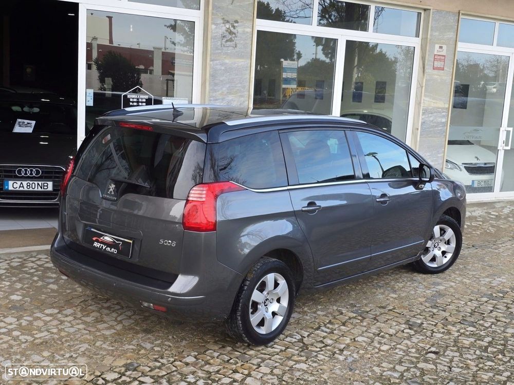 Peugeot 5008 1.2 PureTech Allure - 4
