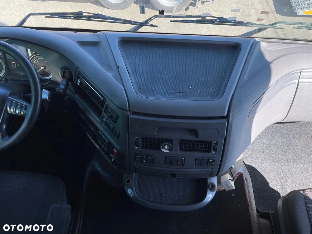 DAF XF 440 FT EURO 6 kabina kompletna bardzo dobry stan - 8