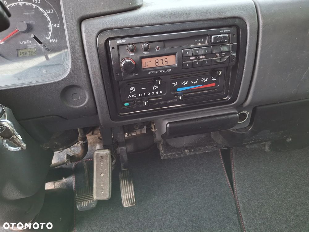 Nissan Cabstar - 33
