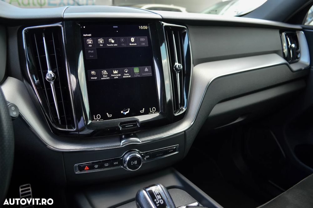 Volvo XC 60 D5 AWD R-Design - 23