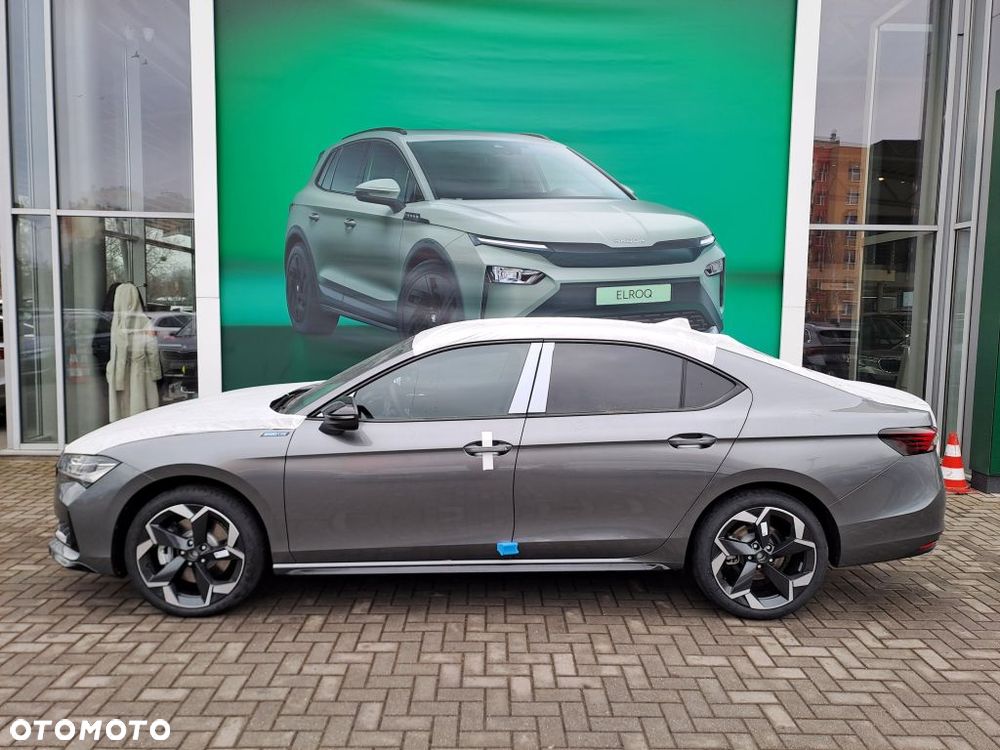 Skoda Superb 2.0 TDI SCR 4x4 Sportline DSG - 5
