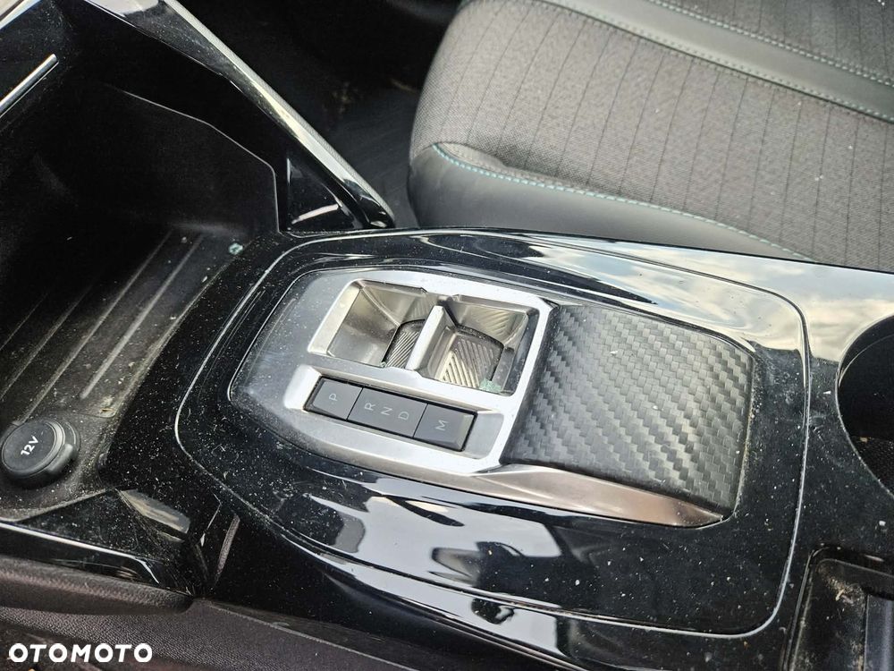 Peugeot 208 PureTech 100 EAT8 Active Pack - 9